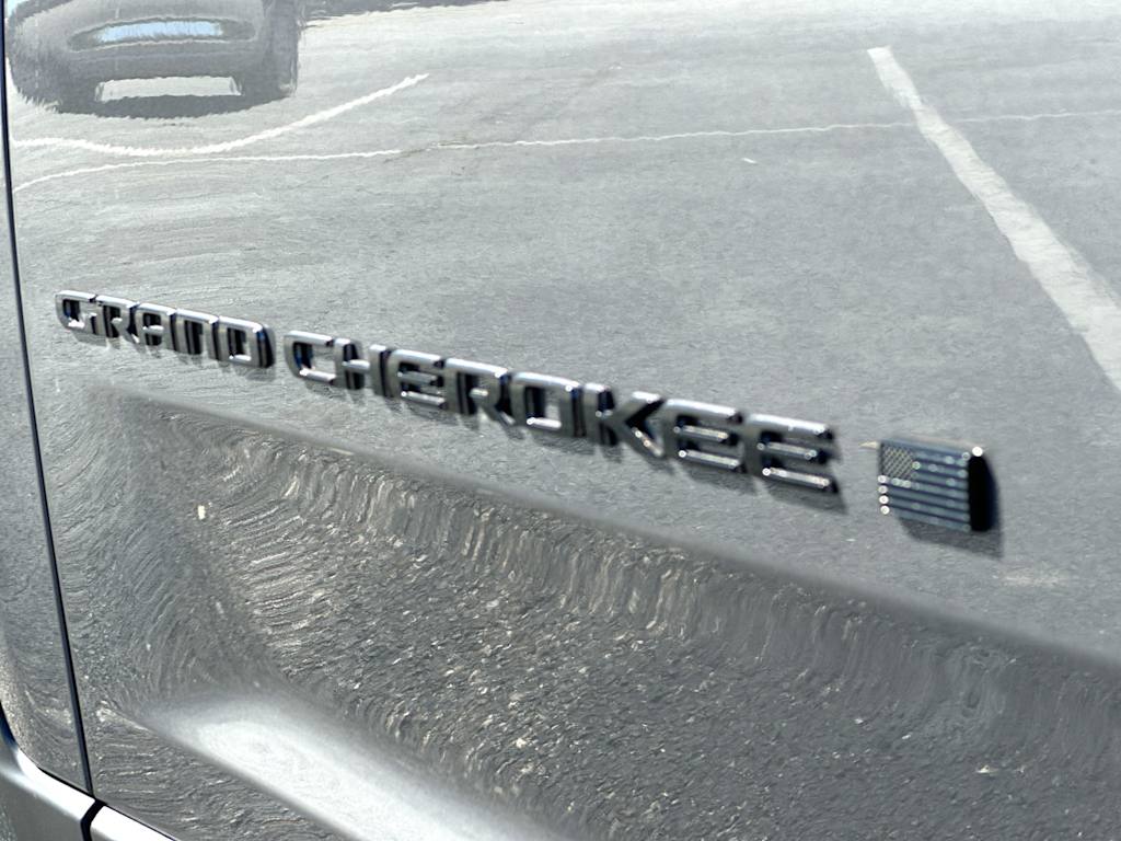 Thumbnail: 2026 Jeep Grand Cherokee - 7