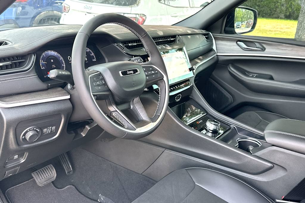 Thumbnail: 2026 Jeep Grand Cherokee - 2