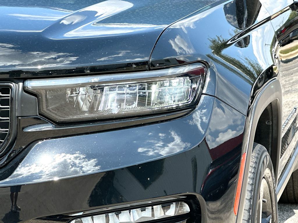 Thumbnail: 2023 Jeep Grand Cherokee - 26