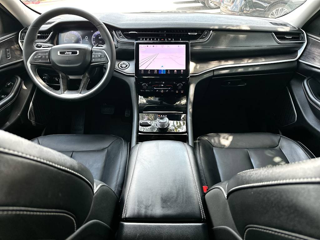 Thumbnail: 2023 Jeep Grand Cherokee - 9