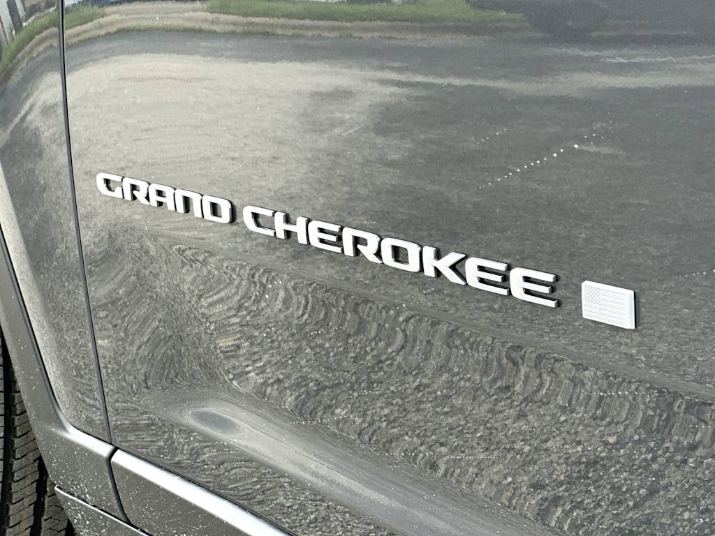 Thumbnail: 2026 Jeep Grand Cherokee - 7