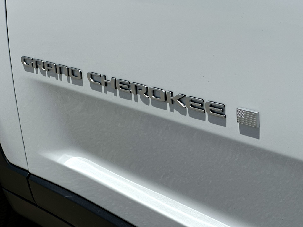 Thumbnail: 2026 Jeep Grand Cherokee - 7