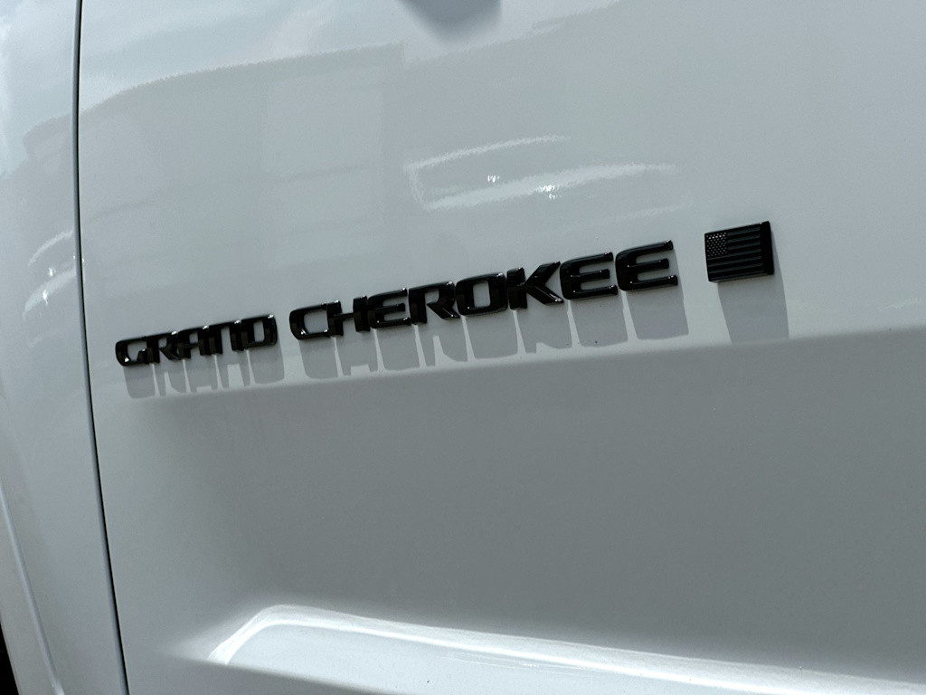 Thumbnail: 2026 Jeep Grand Cherokee - 7