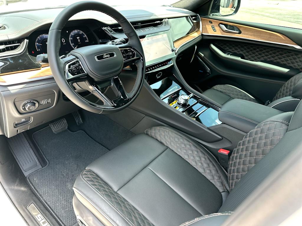 Thumbnail: 2026 Jeep Grand Cherokee - 2