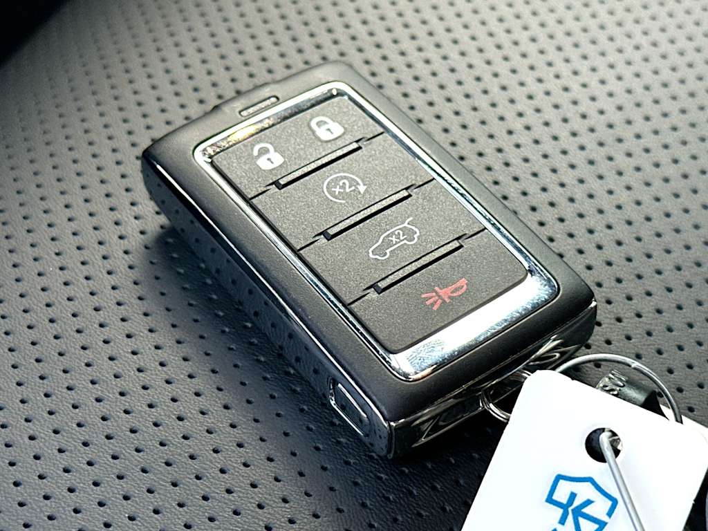 Thumbnail: 2026 Jeep Grand Cherokee - 16