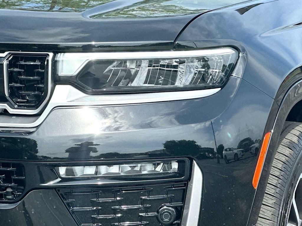Thumbnail: 2026 Jeep Grand Cherokee - 26
