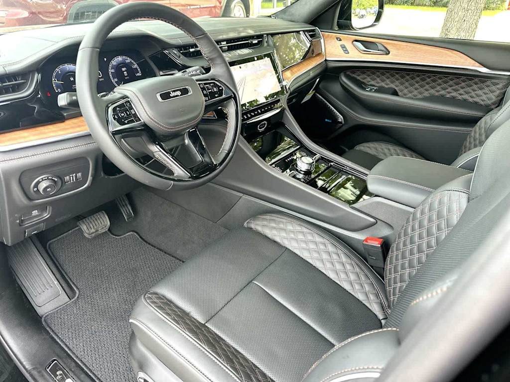 Thumbnail: 2026 Jeep Grand Cherokee - 2