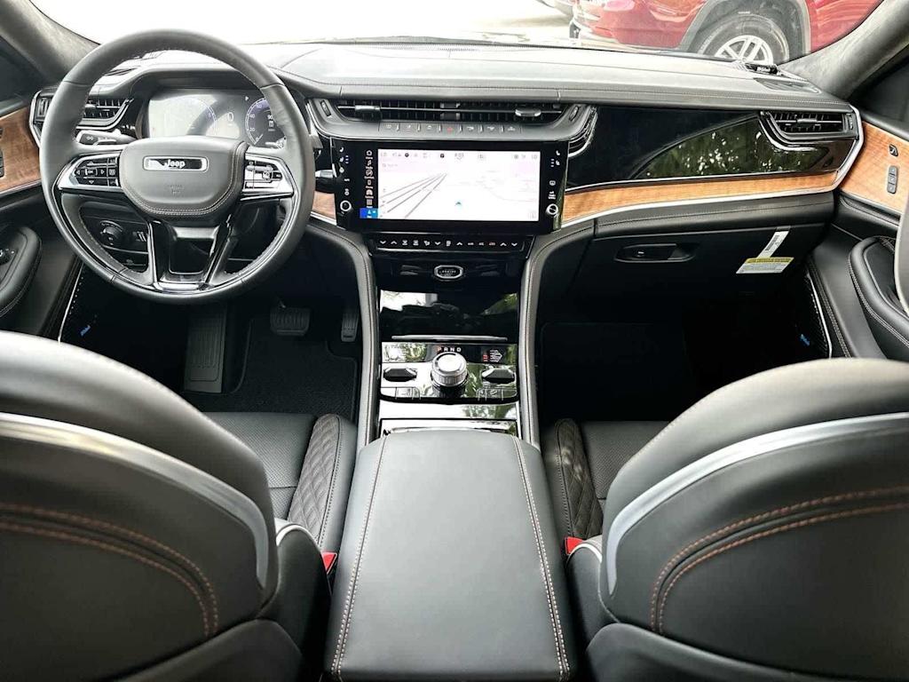 Thumbnail: 2026 Jeep Grand Cherokee - 9