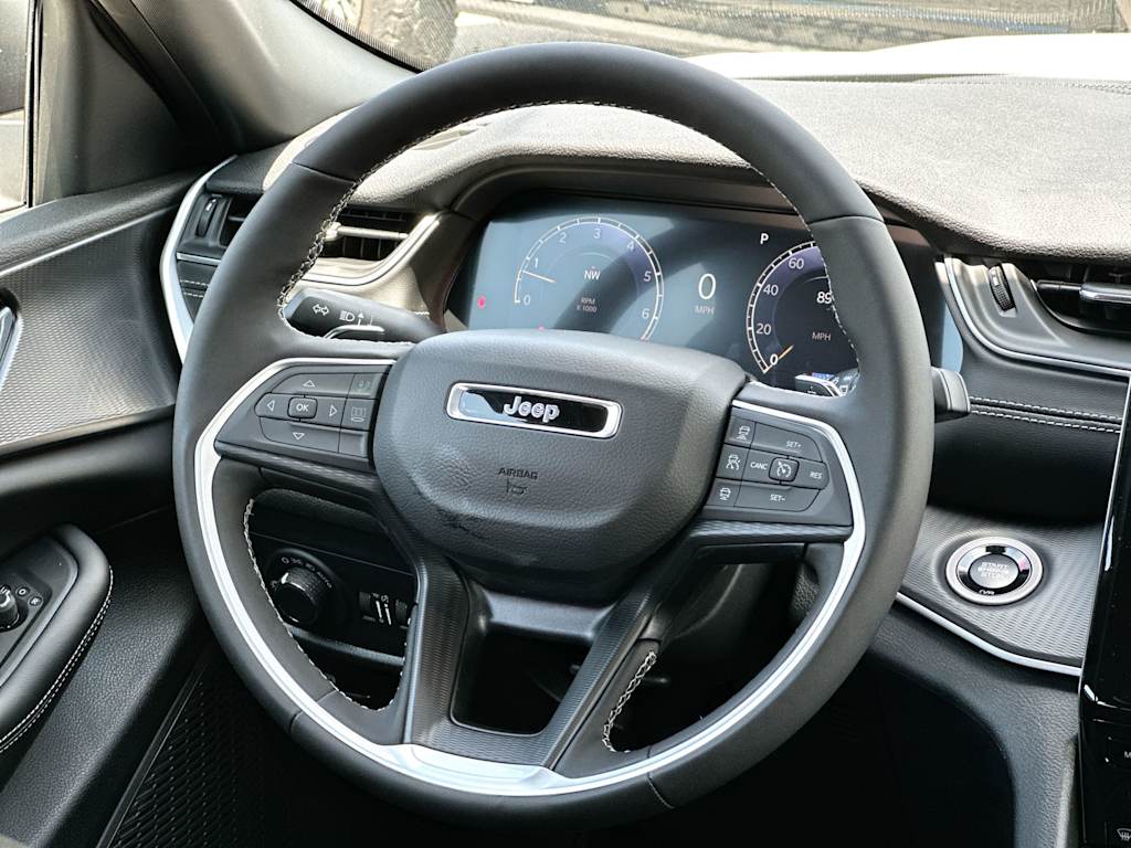 Thumbnail: 2026 Jeep Grand Cherokee L - 12