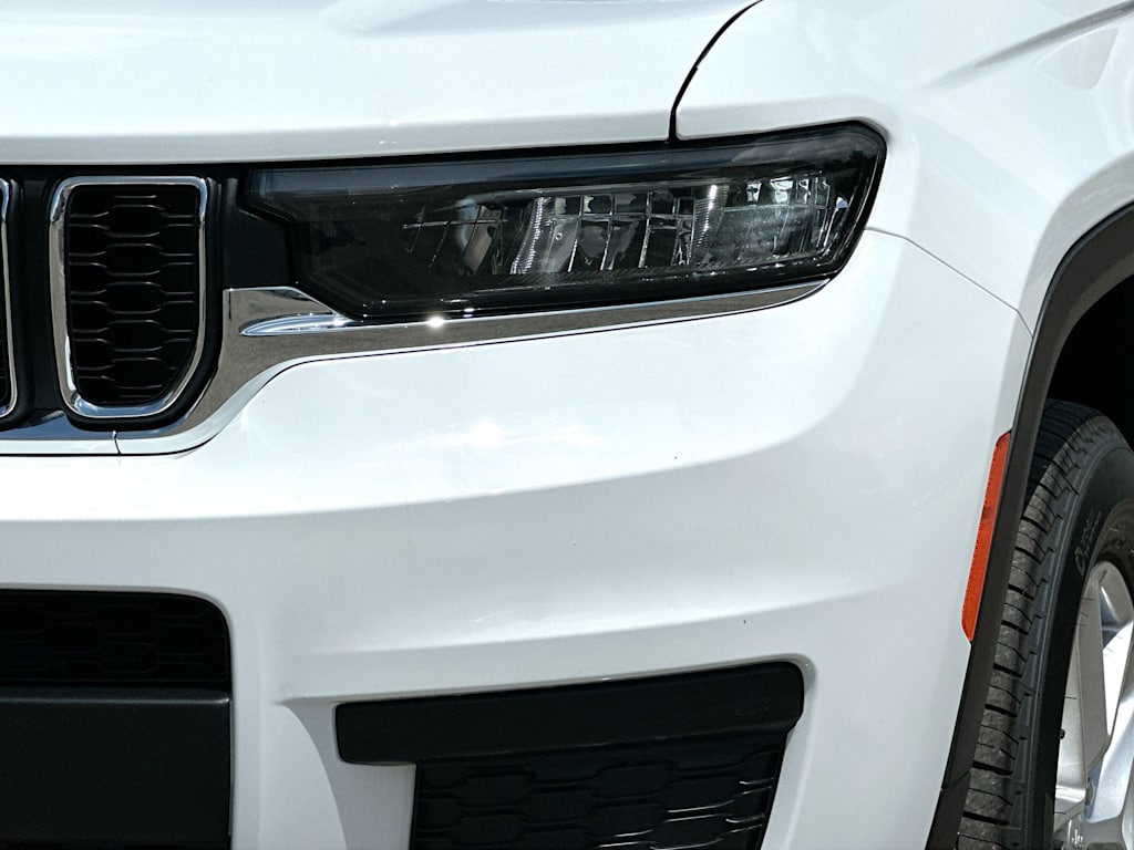 Thumbnail: 2026 Jeep Grand Cherokee L - 26