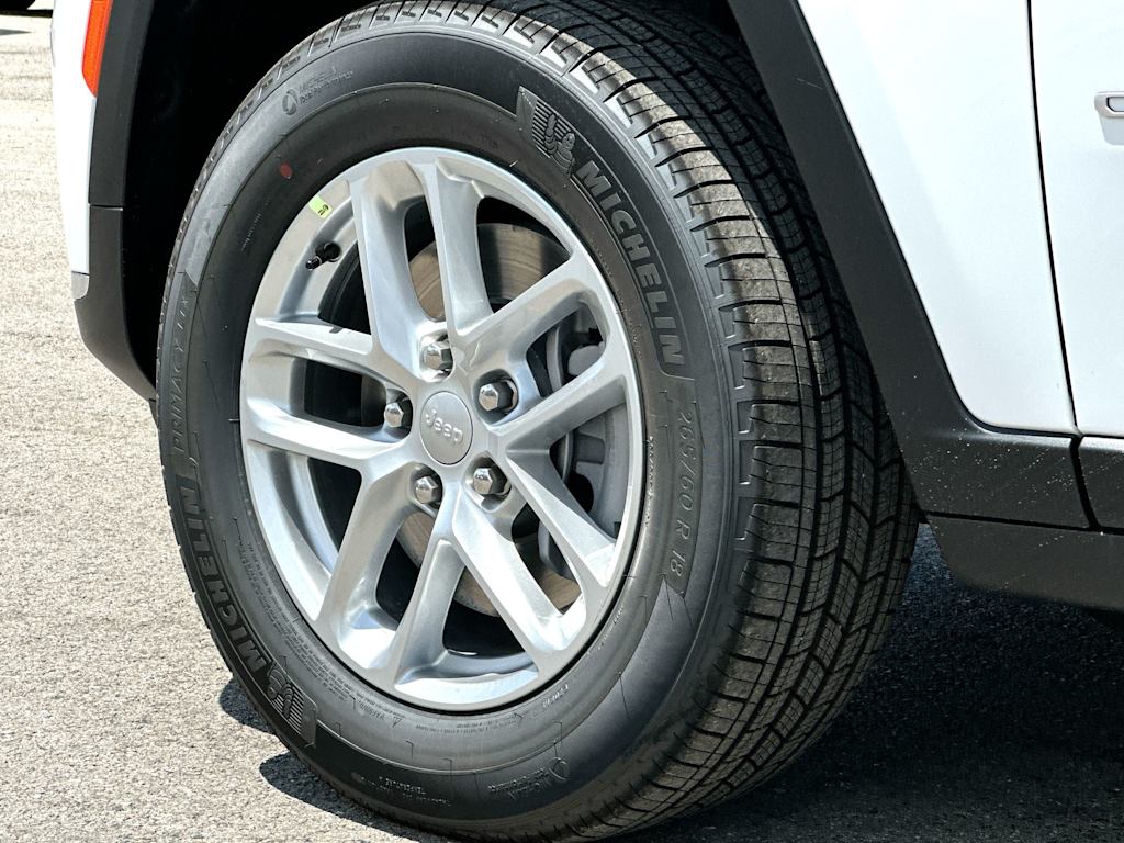 Thumbnail: 2026 Jeep Grand Cherokee L - 8