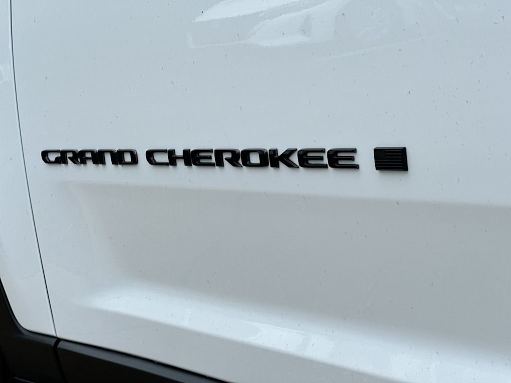 Thumbnail: 2025 Jeep Grand Cherokee L - 7