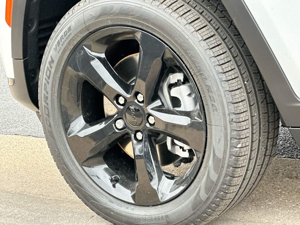 Thumbnail: 2025 Jeep Grand Cherokee L - 8