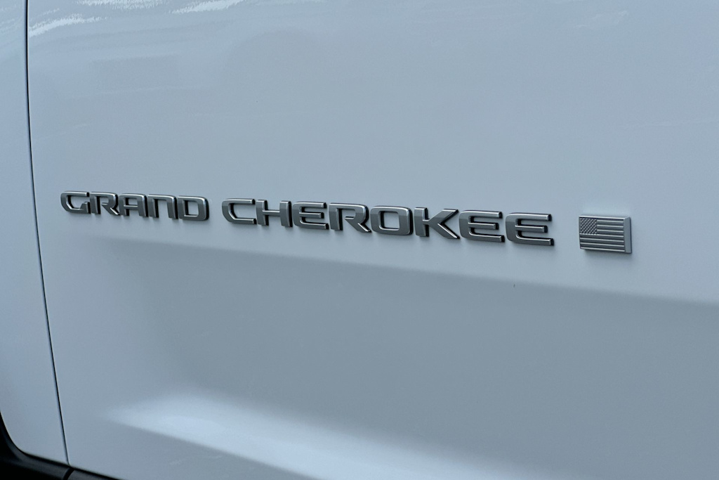 Thumbnail: 2026 Jeep Grand Cherokee L - 7