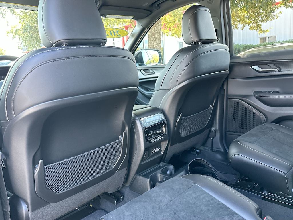 Thumbnail: 2025 Jeep Grand Cherokee L - 28