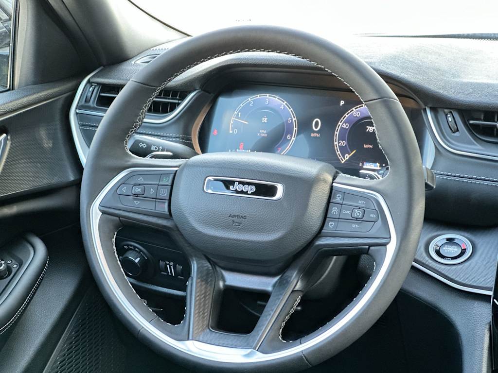 Thumbnail: 2025 Jeep Grand Cherokee L - 12