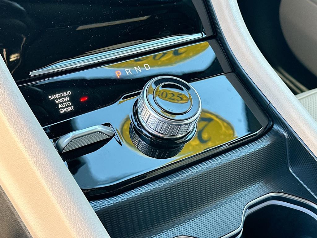 Thumbnail: 2025 Jeep Grand Cherokee L - 15