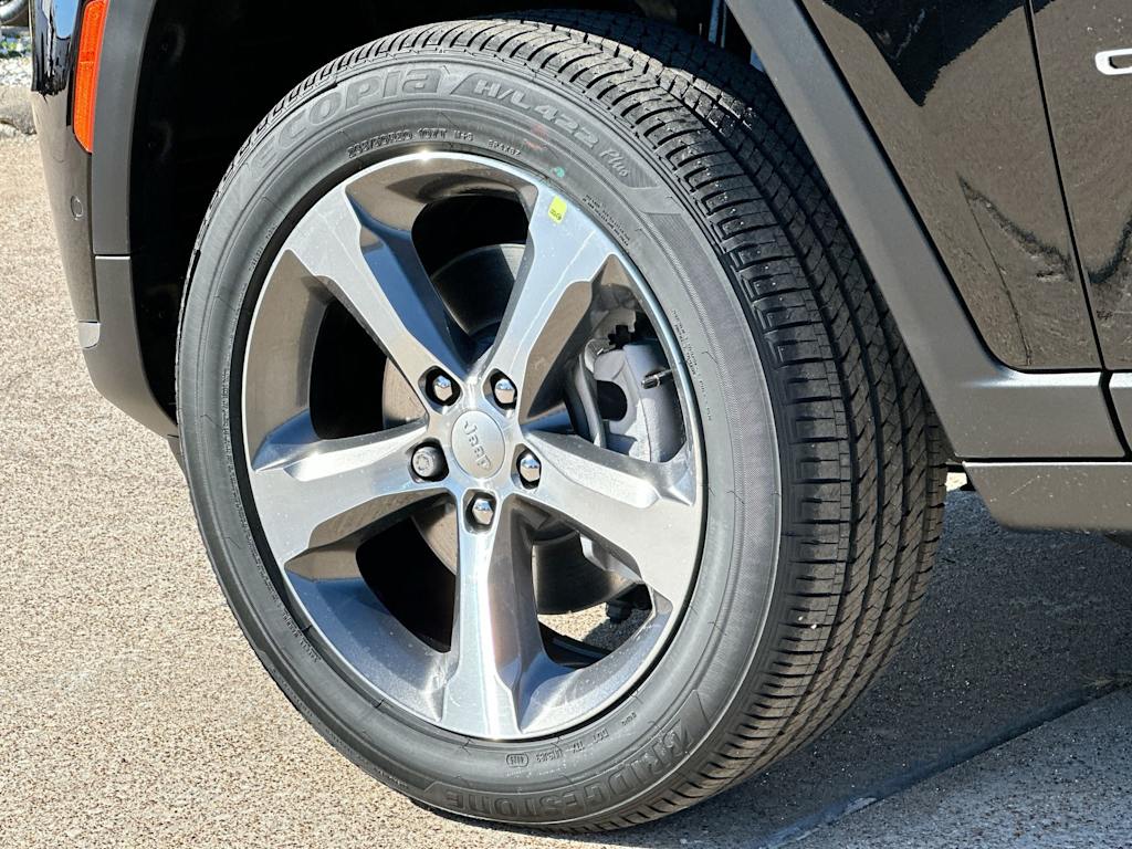 Thumbnail: 2025 Jeep Grand Cherokee L - 7