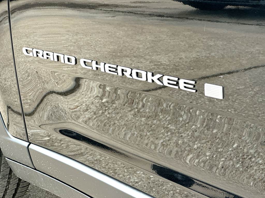 Thumbnail: 2026 Jeep Grand Cherokee L - 7