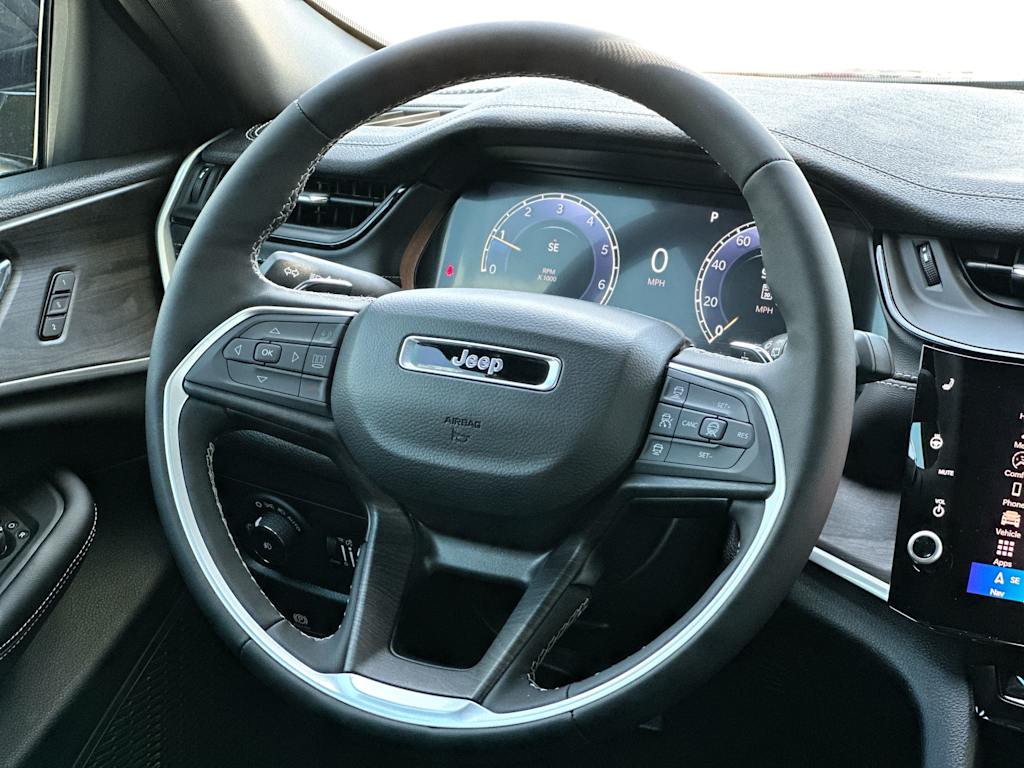 Thumbnail: 2026 Jeep Grand Cherokee L - 12