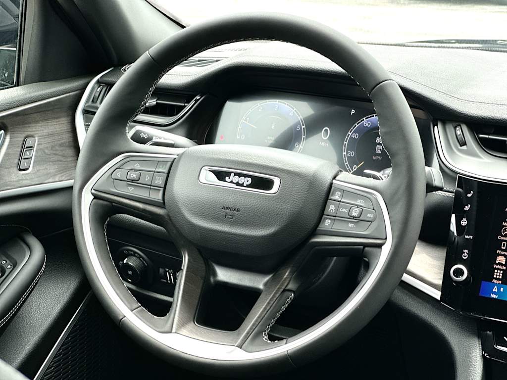 Thumbnail: 2026 Jeep Grand Cherokee L - 12