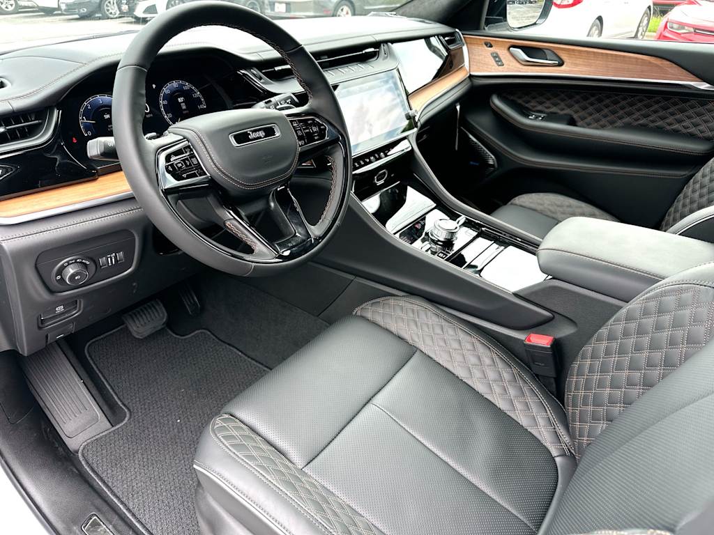 Thumbnail: 2026 Jeep Grand Cherokee L - 2