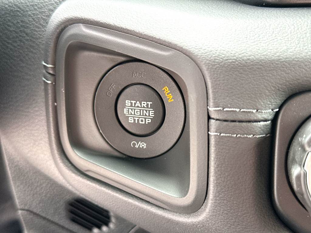 Thumbnail: 2026 Jeep Wrangler - 28