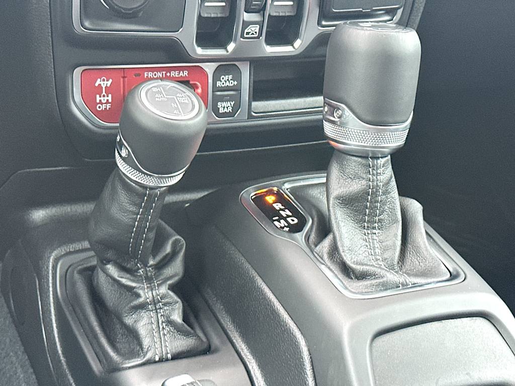 Thumbnail: 2026 Jeep Wrangler - 14
