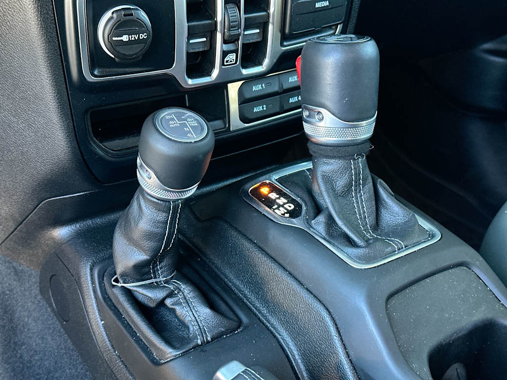 Thumbnail: 2024 Jeep Wrangler - 13