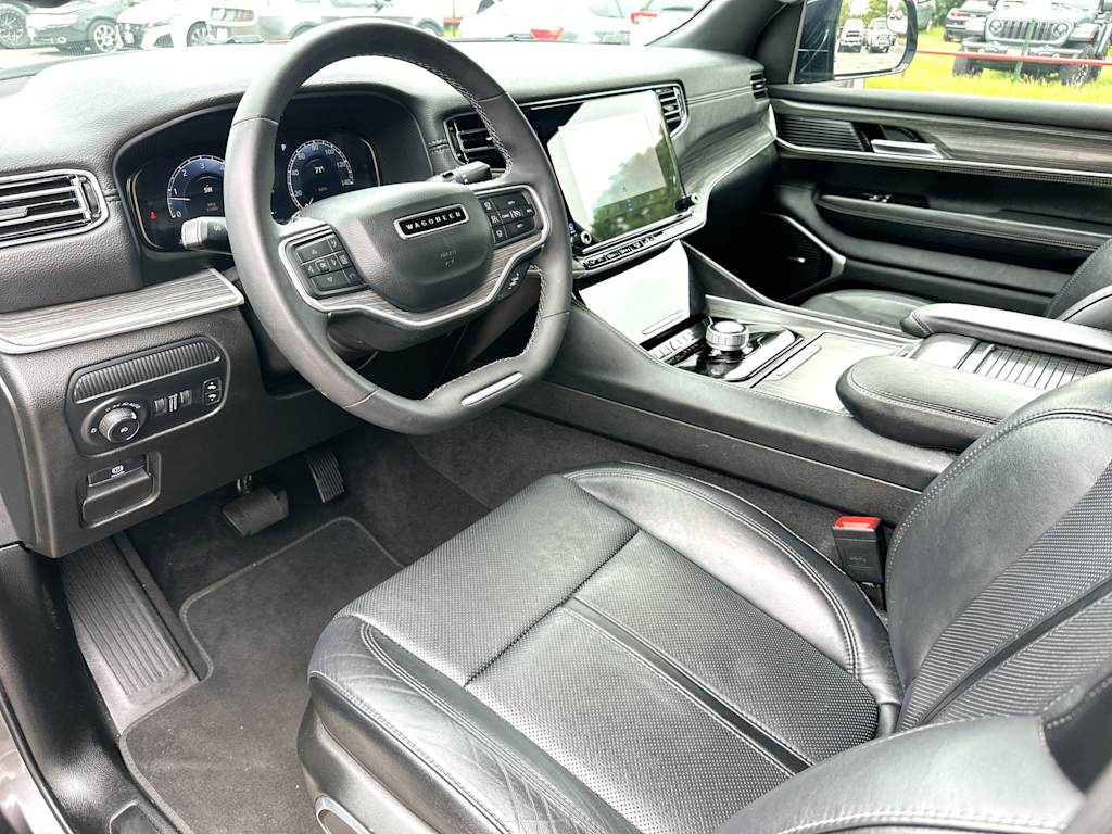 Thumbnail: 2024 Jeep Wagoneer - 2