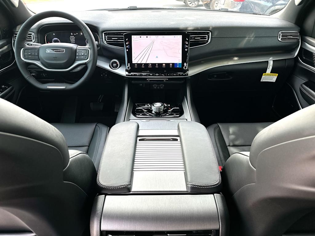 Thumbnail: 2026 Jeep Grand Wagoneer - 10