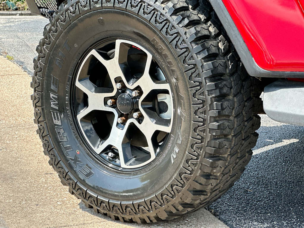 Thumbnail: 2020 Jeep Gladiator - 8