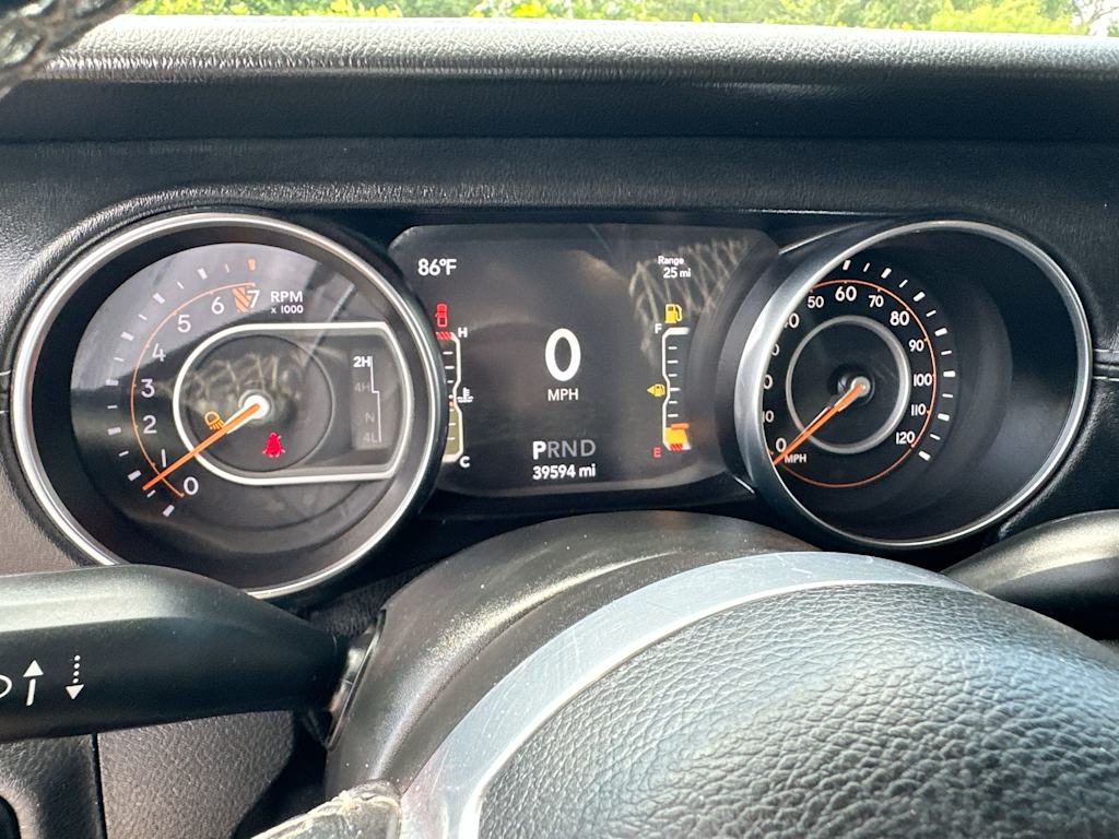 Thumbnail: 2020 Jeep Gladiator - 15