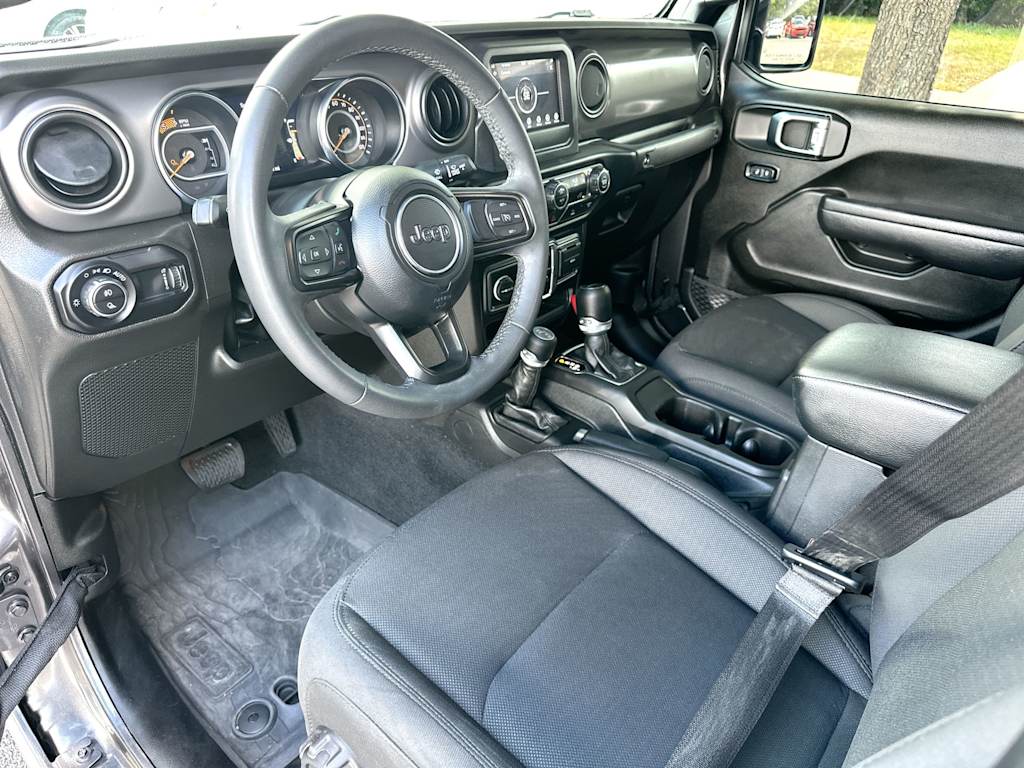 Thumbnail: 2023 Jeep Gladiator - 2