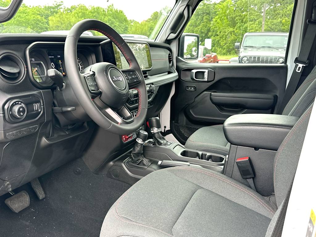 Thumbnail: 2024 Jeep Gladiator - 2