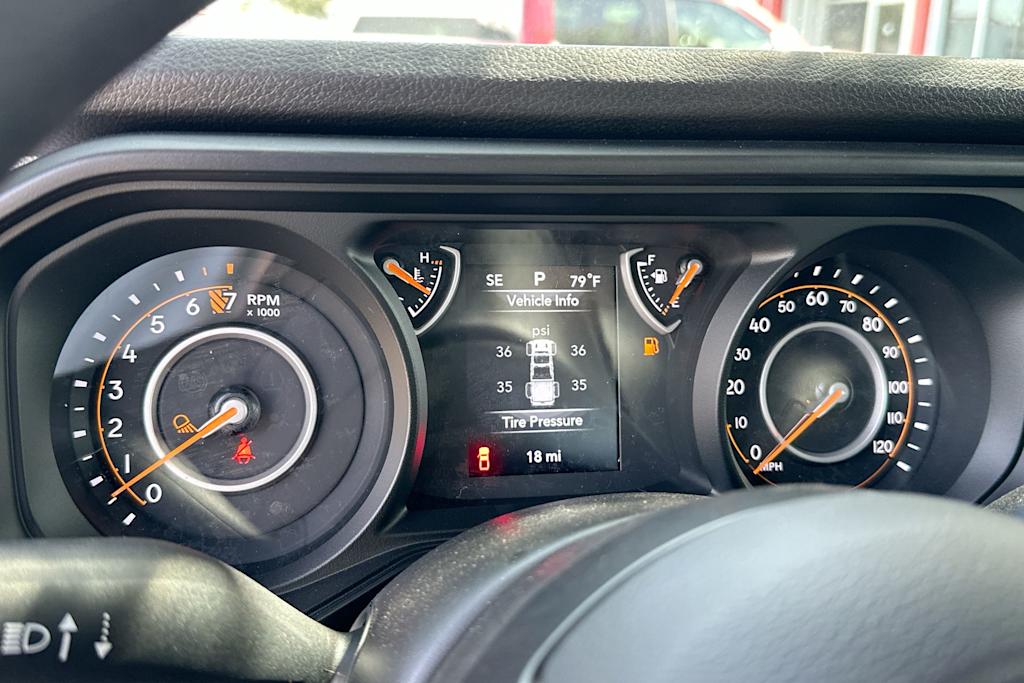 2025 Jeep Gladiator Sport 15