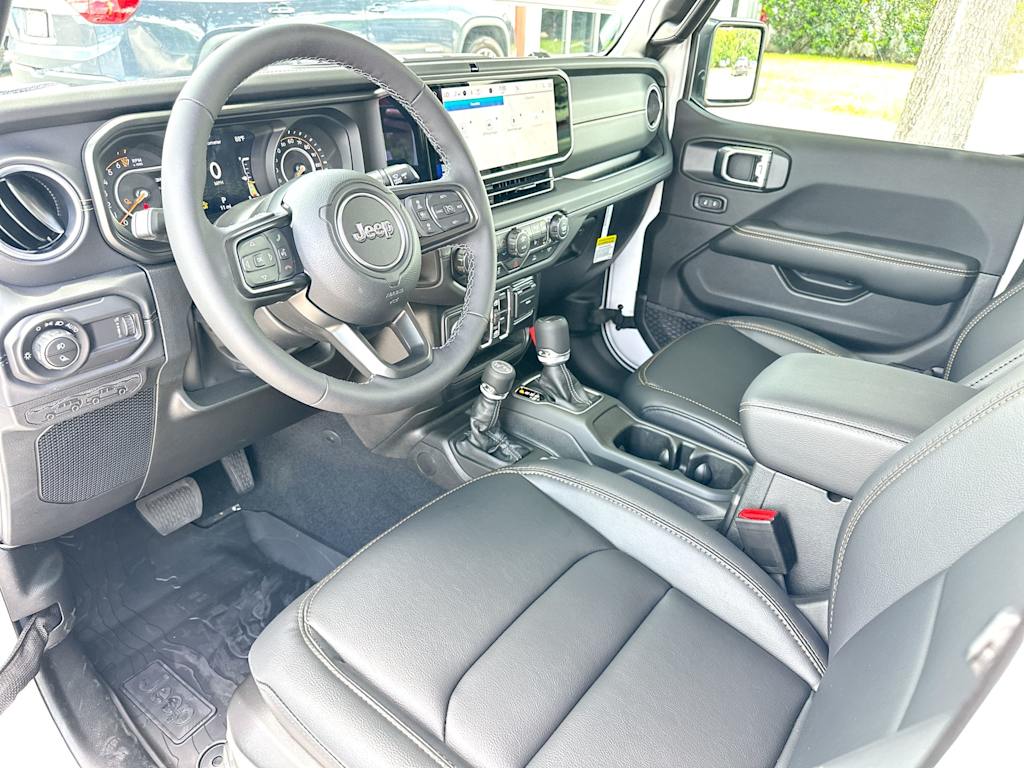 Thumbnail: 2026 Jeep Gladiator - 2
