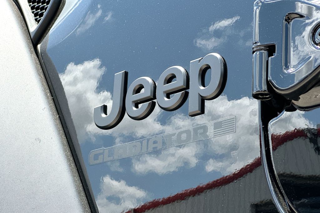 Thumbnail: 2026 Jeep Gladiator - 7