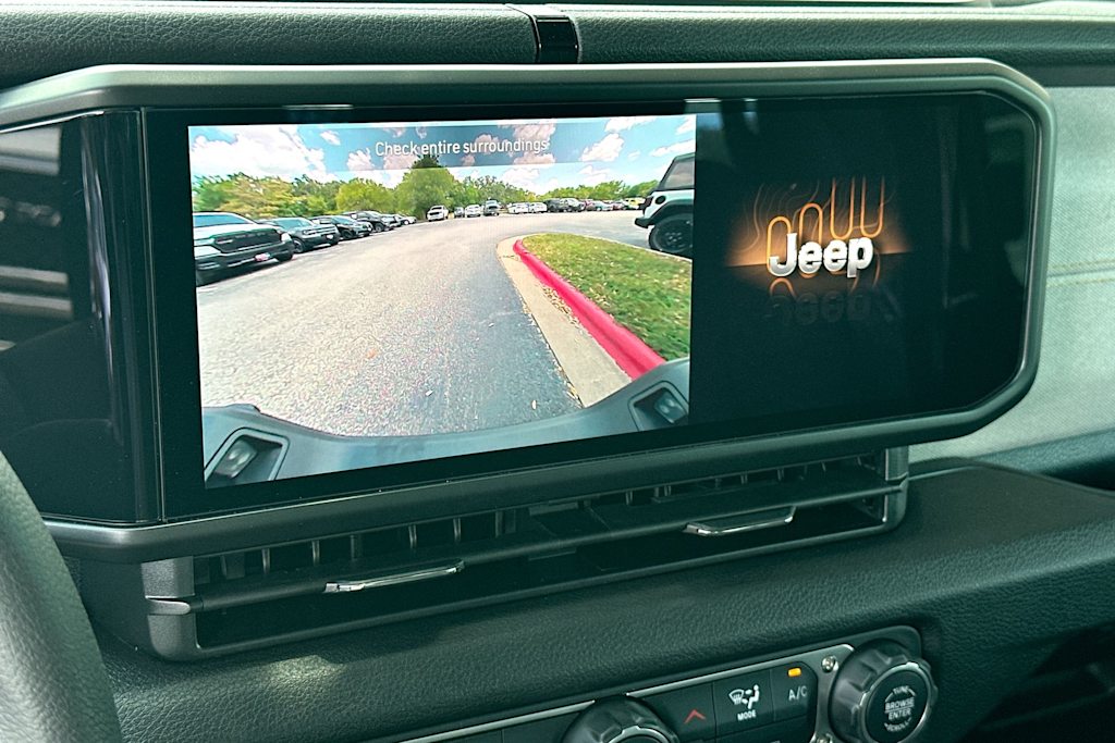 Thumbnail: 2026 Jeep Gladiator - 13