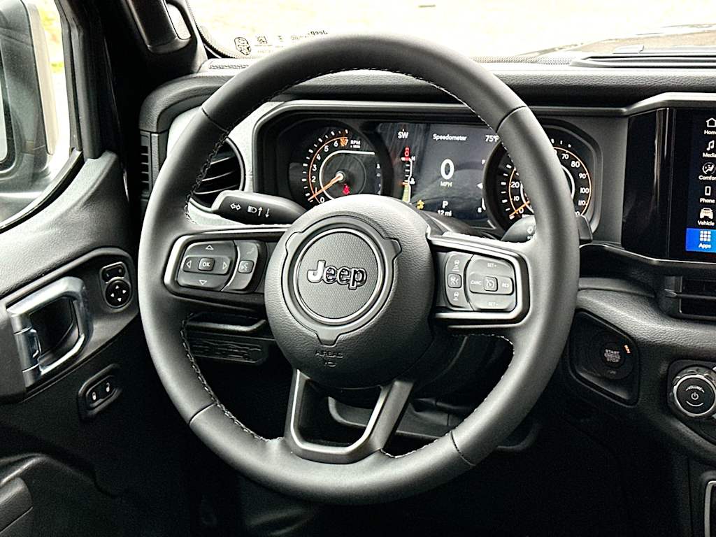 Thumbnail: 2026 Jeep Gladiator - 12