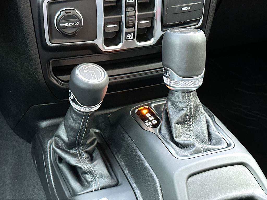 Thumbnail: 2026 Jeep Gladiator - 15