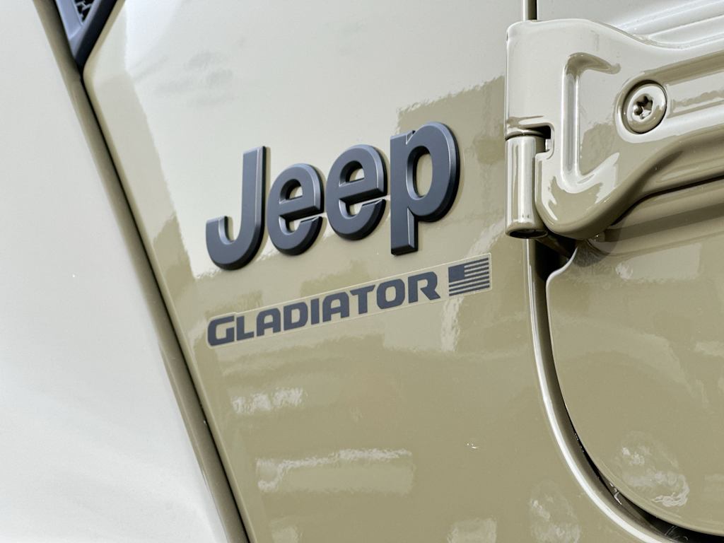 Thumbnail: 2026 Jeep Gladiator - 7