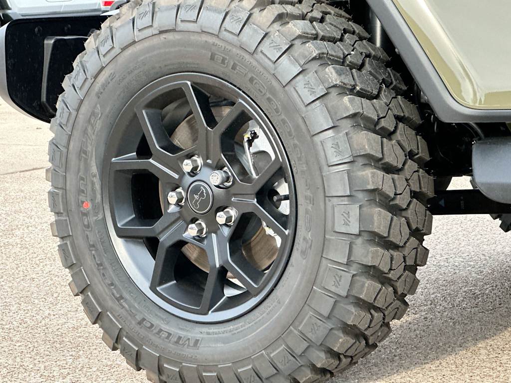 Thumbnail: 2026 Jeep Gladiator - 8