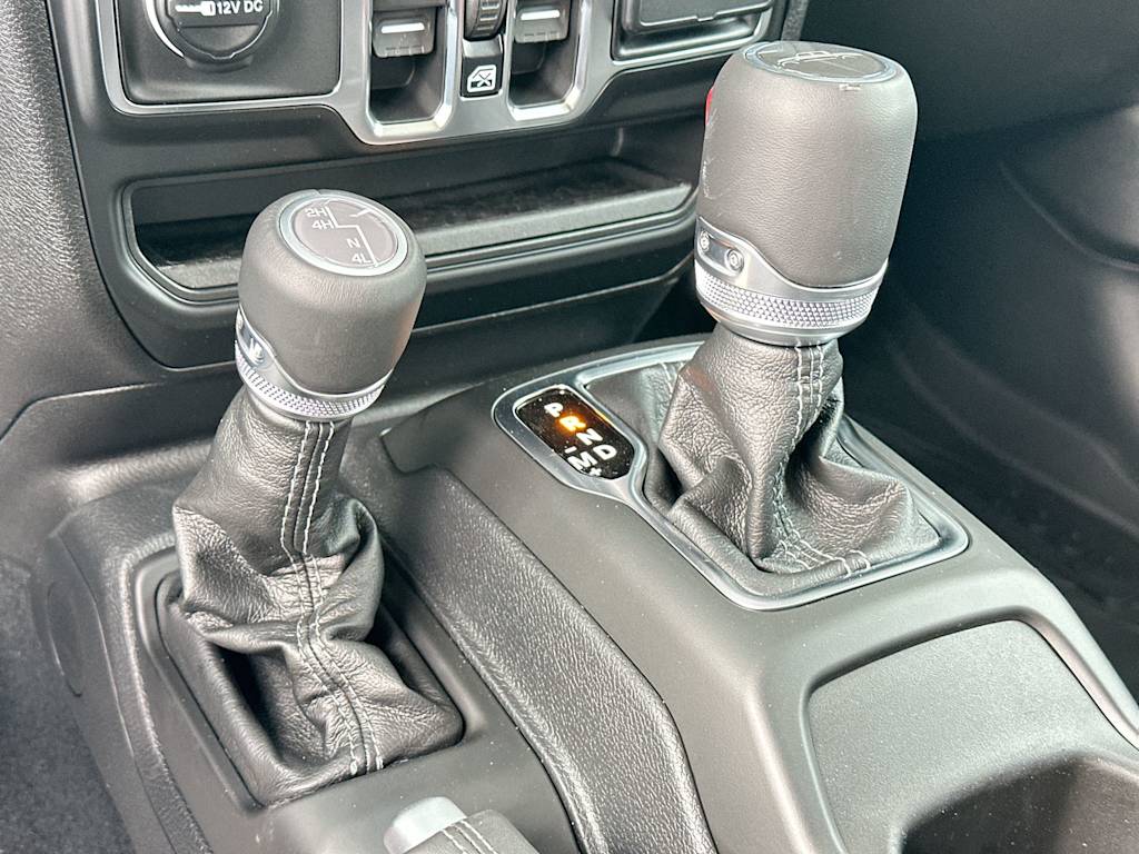 Thumbnail: 2026 Jeep Gladiator - 14