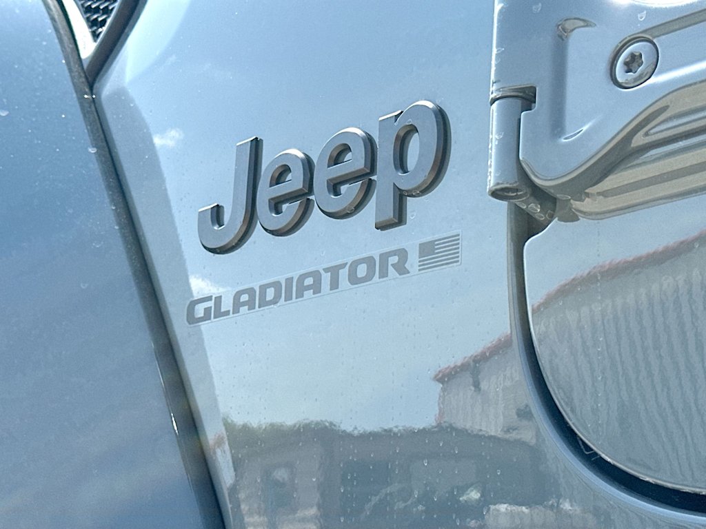 Thumbnail: 2026 Jeep Gladiator - 7