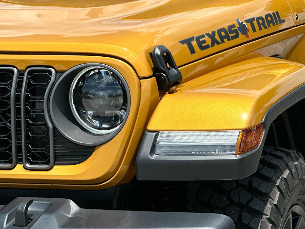 Thumbnail: 2026 Jeep Gladiator - 26