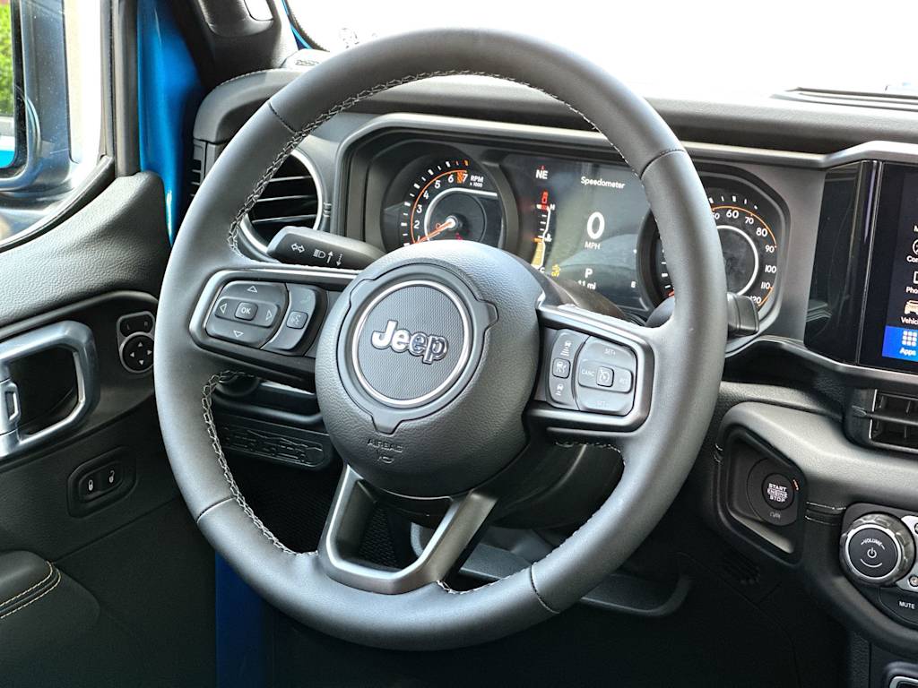 Thumbnail: 2026 Jeep Gladiator - 12