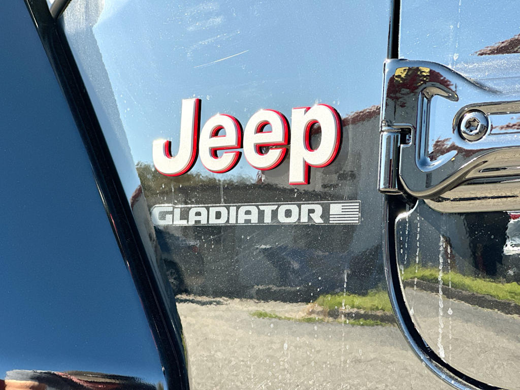 Thumbnail: 2026 Jeep Gladiator - 7