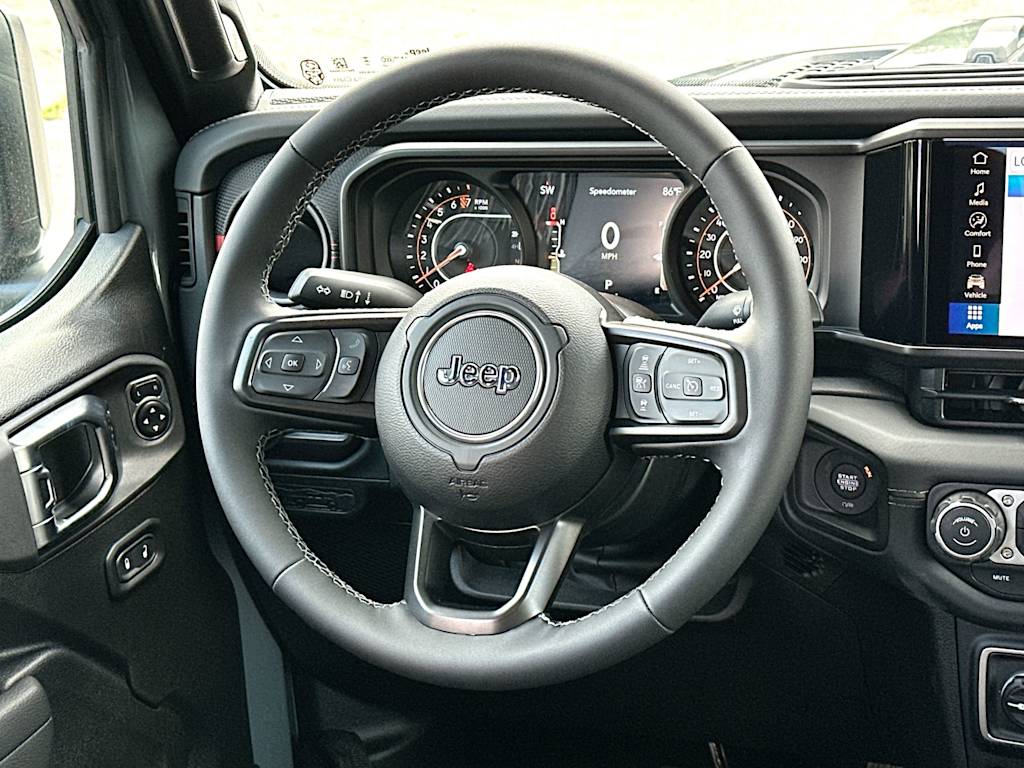 Thumbnail: 2026 Jeep Gladiator - 12