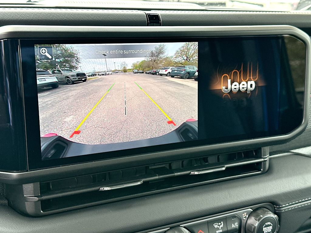 Thumbnail: 2026 Jeep Gladiator - 13